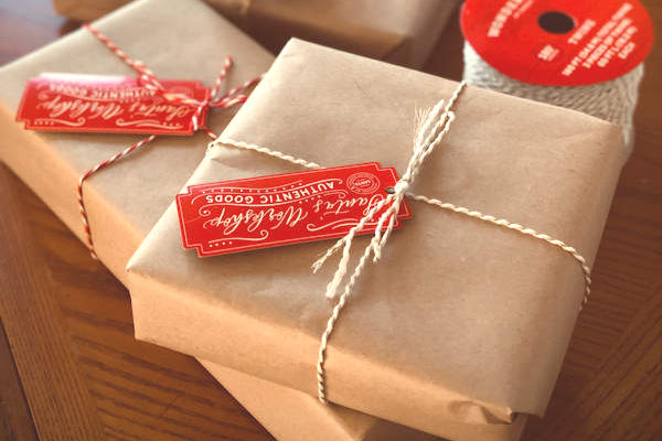 Sustainable Alternatives To Wrapping Paper